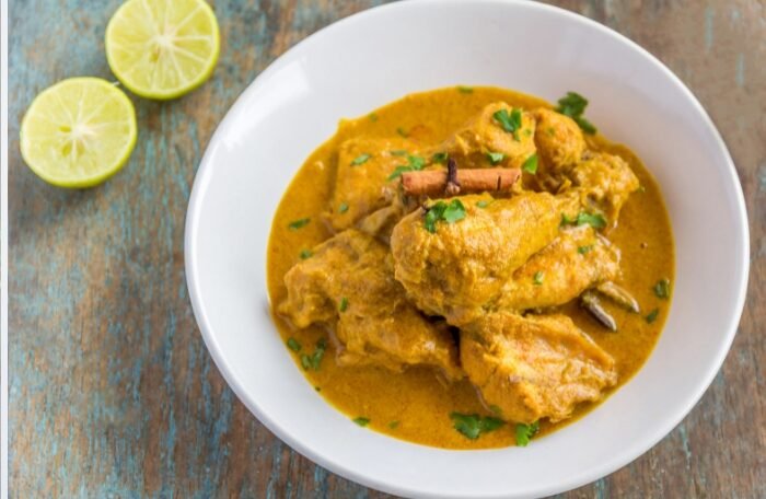 CHICKEN KORMA