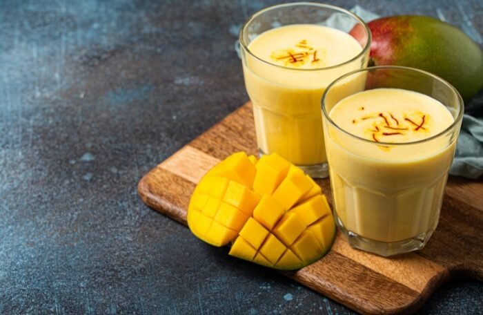 MANGO LASSI